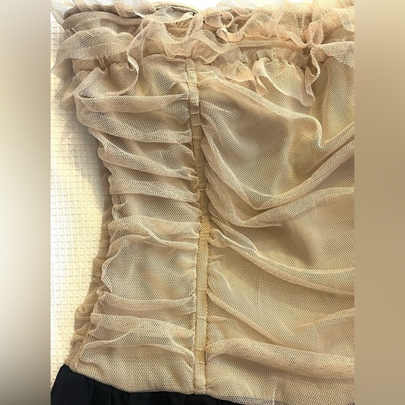 Elizabeth and James Elegant Black and Tan Strapless Wool Lace Mini Dress Size 6 - Picture 3 of 16